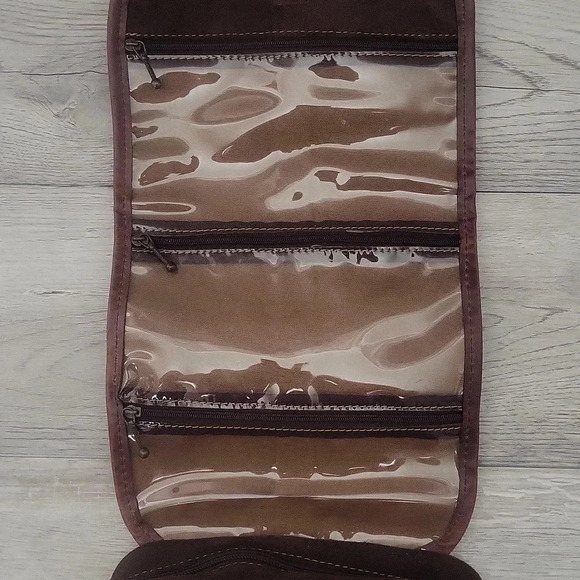 🛍Villena Brown Suede Multi Pocket Hanging Foldable Toiletry Bag‎ - Picture 5 of 14